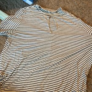 American Eagle Keyhole Longsleeve, Good condition